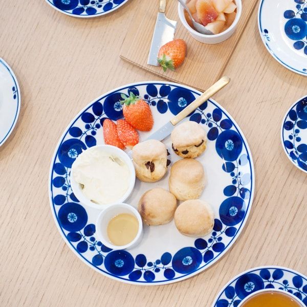 ブルーム リース プレートLL 白山陶器