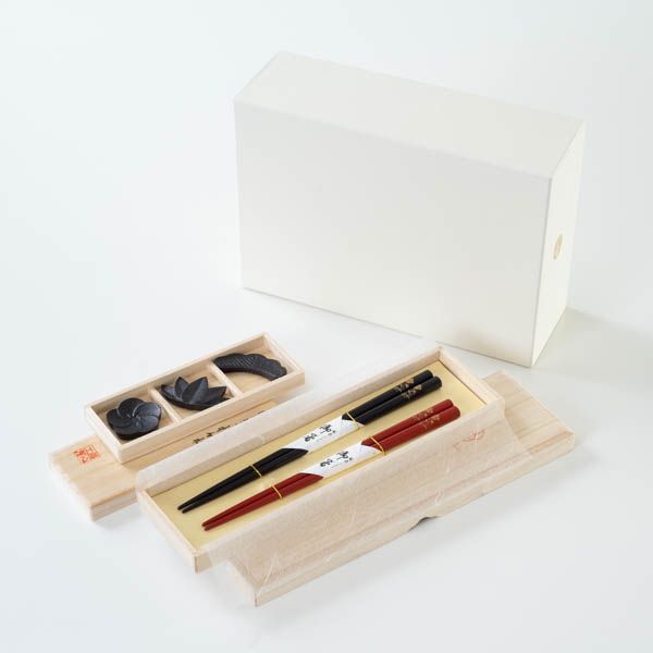 セット】夫婦箸と箸置きのはなやか松竹梅セット 化粧箱入