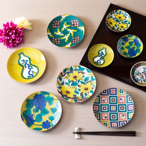 【名品❗】江戸後期～明治初期　再興九谷　青手九谷　獅子に牡丹図　20.5cm鉢 九谷焼 5号皿 古九谷青手土坡に牡丹図 – 漆陶舗あらき 輪島塗 九谷焼