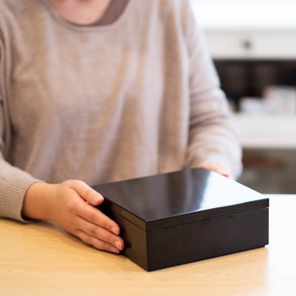 玉手箱出品です ユキちゃんの玉手箱 超豪華ネイビーBOX（オプションで直筆サイン