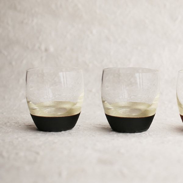 60:鳥羽漆芸　うるし塗りの酒グラス2個セット ギフト・贈答に！】うるしの焼酎グラス 銀 | 鳥羽漆芸 | 静岡まるごと